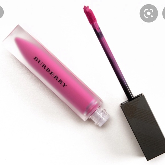 Burberry Other - NIB BURBERRY LIQUID LIP VELVET